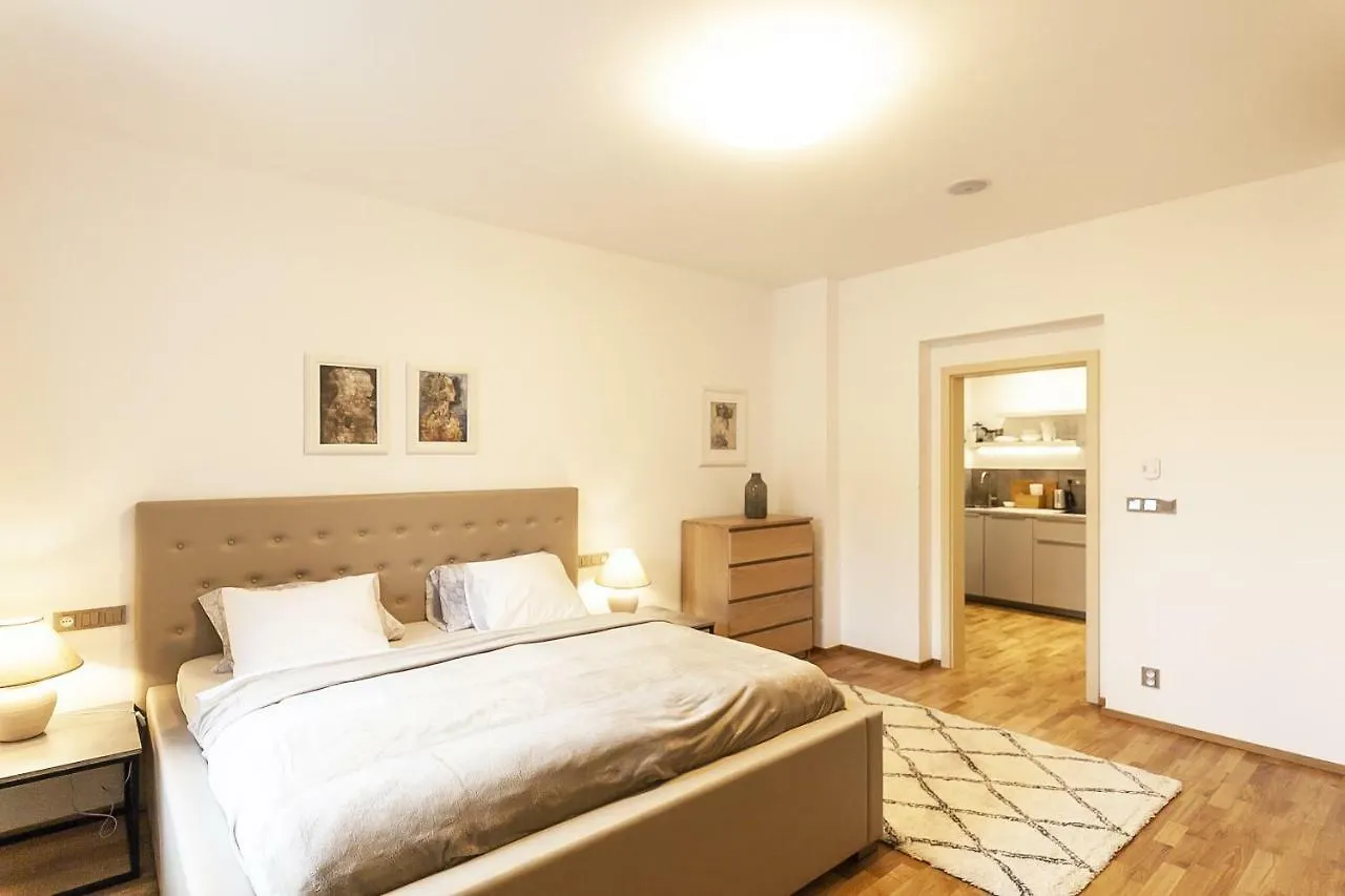 Prague Expat House Apartamento